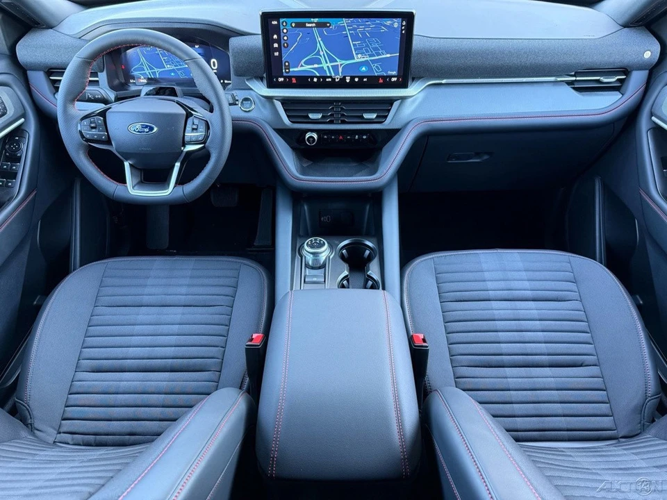 2026 Ford Explorer 6th Gen - Image 23 of 24