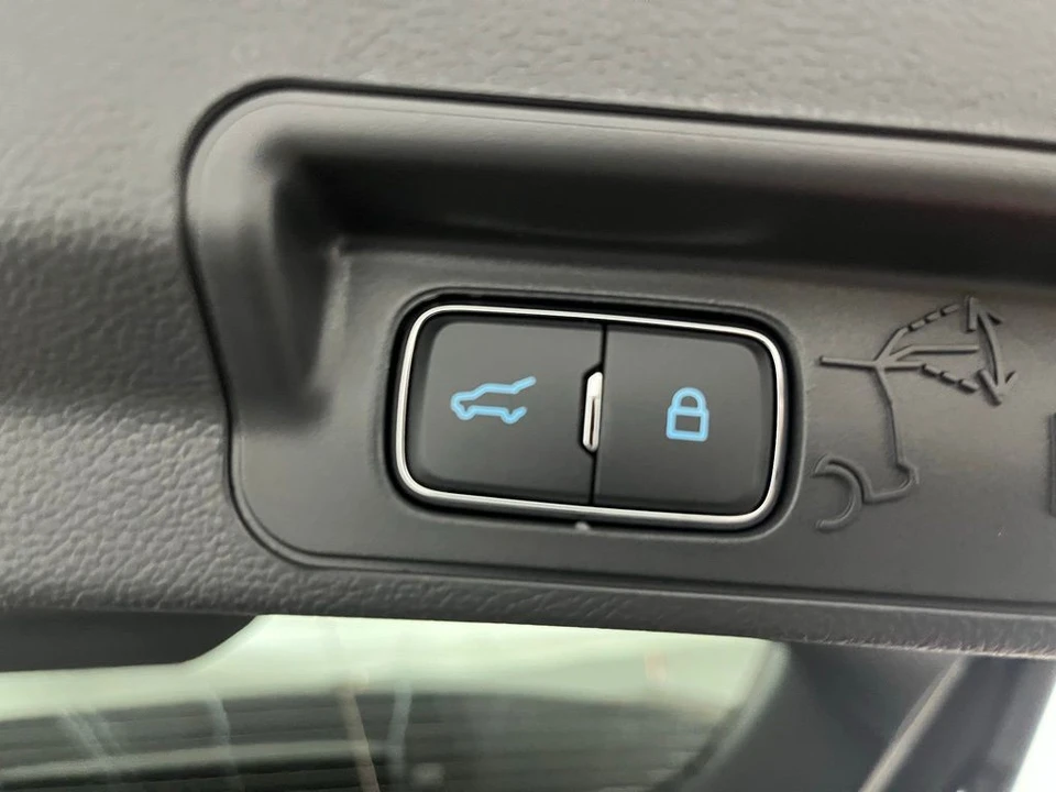 2026 Ford Explorer 6th Gen - Image 11 of 12