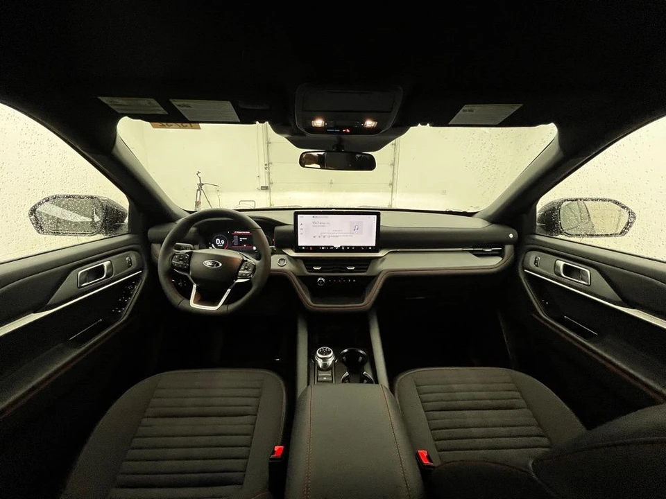 2026 Ford Explorer 6th Gen - Image 2 of 12