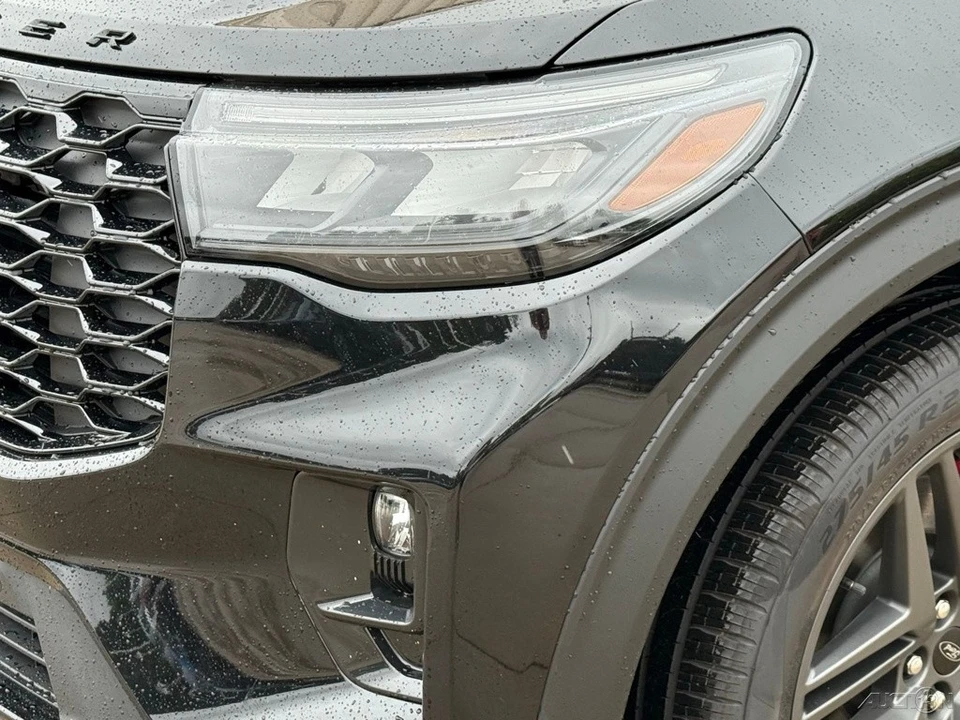 2026 Ford Explorer 6th Gen - Image 11 of 12