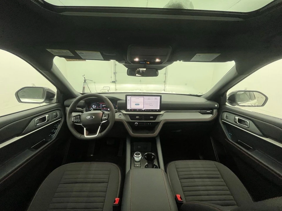 2026 Ford Explorer 6th Gen - Image 2 of 12