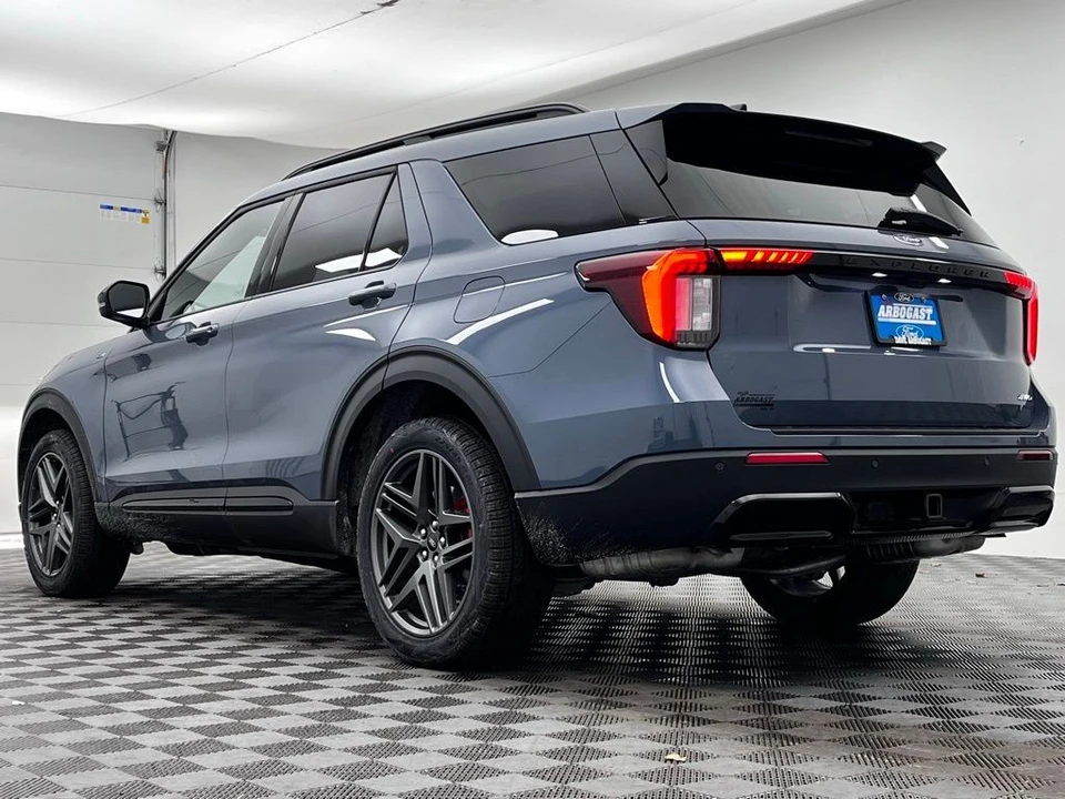 2026 Ford Explorer 6th Gen - Image 12 of 12