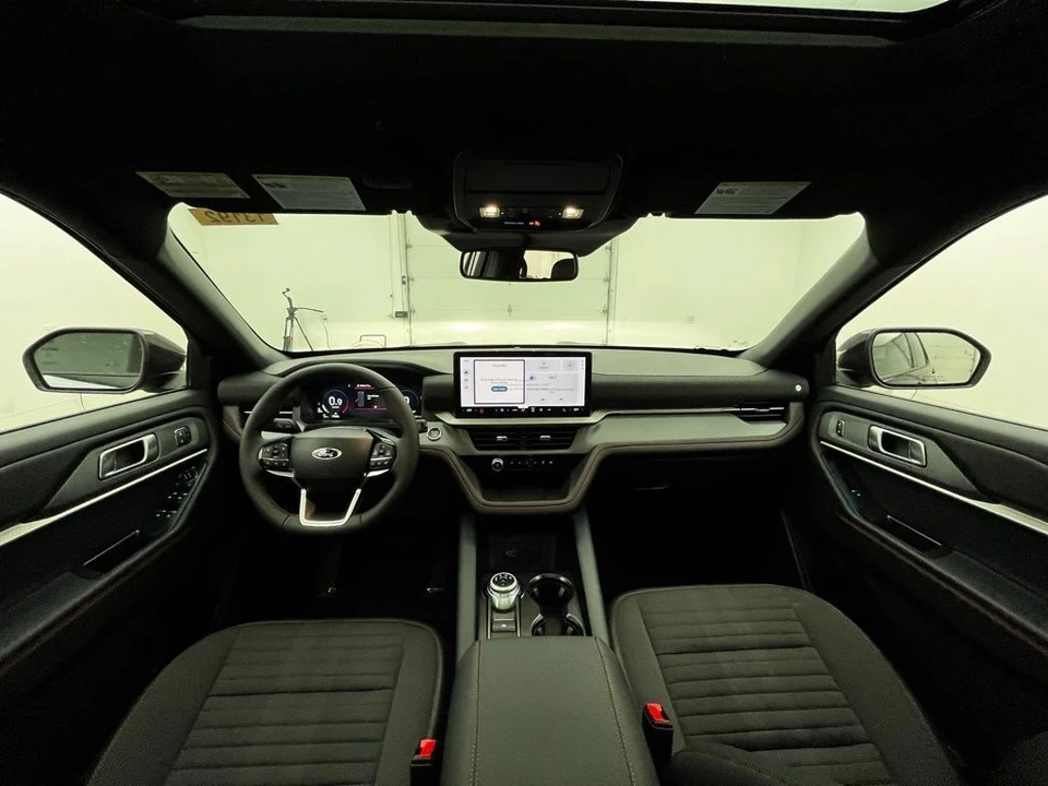 2026 Ford Explorer 6th Gen - Image 2 of 12