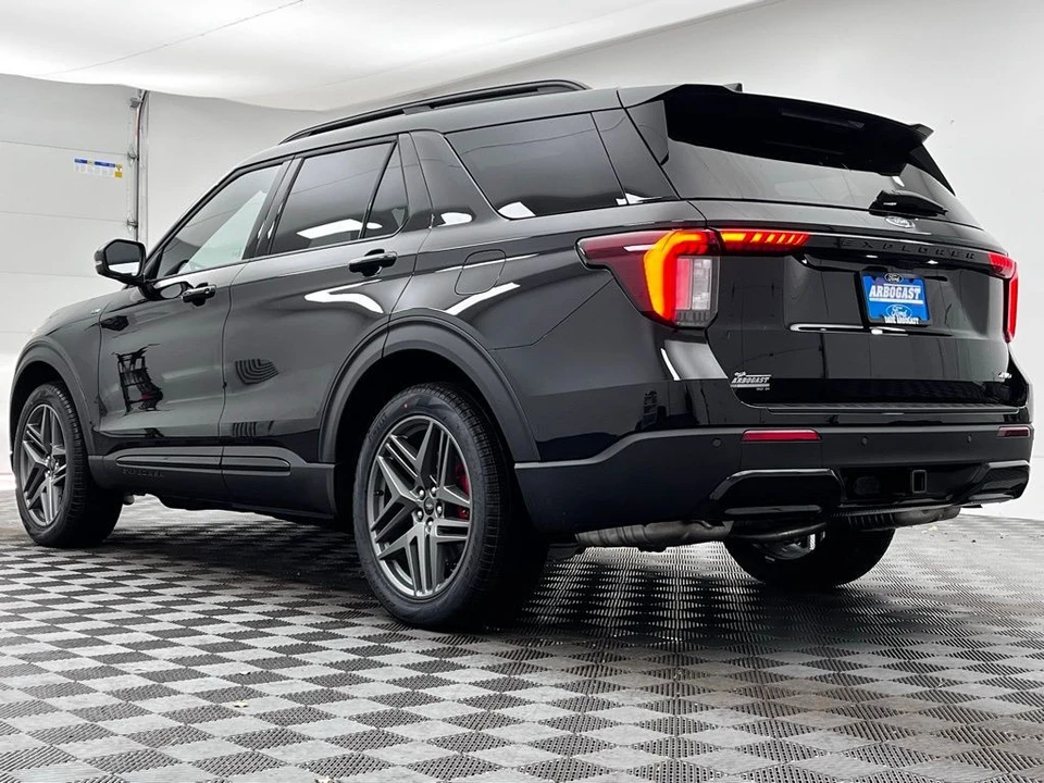 2026 Ford Explorer 6th Gen - Image 12 of 12
