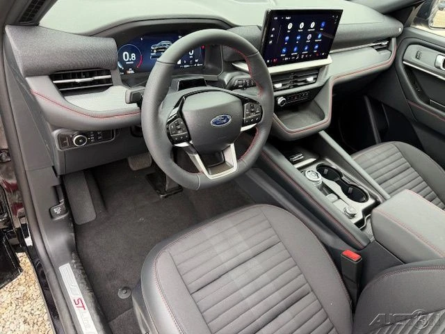 2026 Ford Explorer 6th Gen - Image 11 of 12