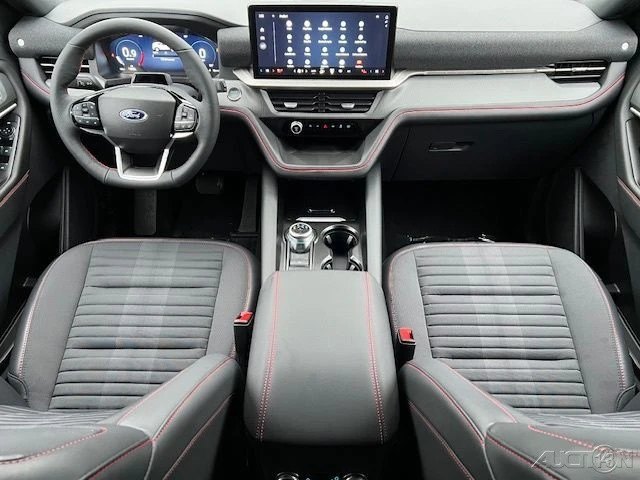 2026 Ford Explorer 6th Gen - Image 19 of 21