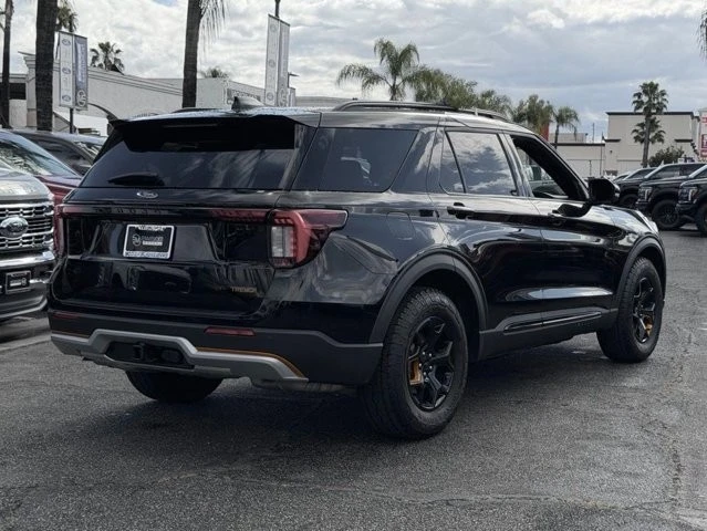 2026 Ford Explorer 6th Gen - Image 8 of 31