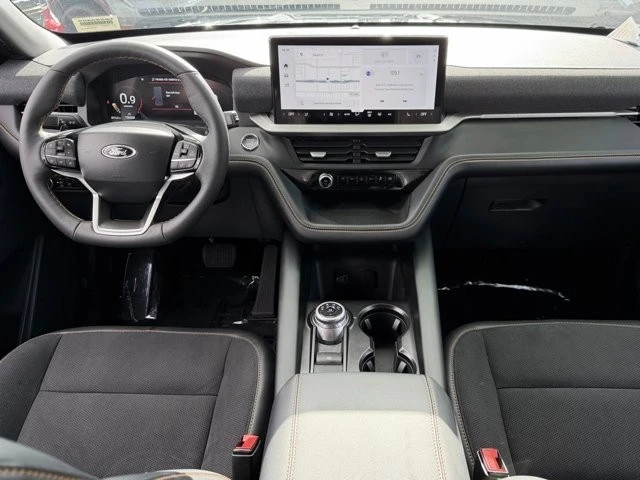 2026 Ford Explorer 6th Gen - Image 29 of 31