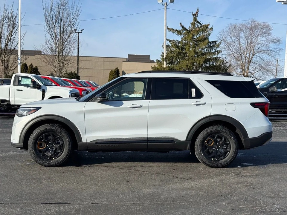 2026 Ford Explorer 6th Gen - Image 2 of 12