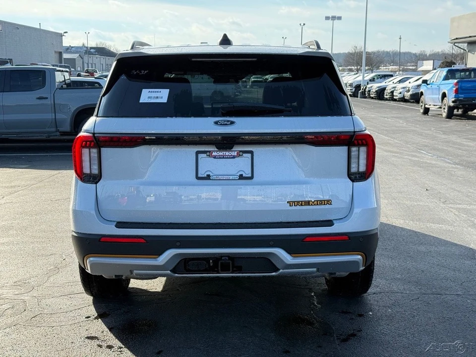 2026 Ford Explorer 6th Gen - Image 5 of 12