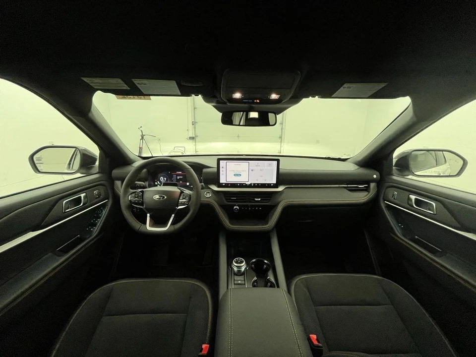 2026 Ford Explorer 6th Gen - Image 2 of 12
