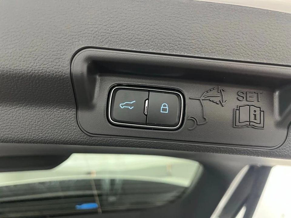 2026 Ford Explorer 6th Gen - Image 12 of 12