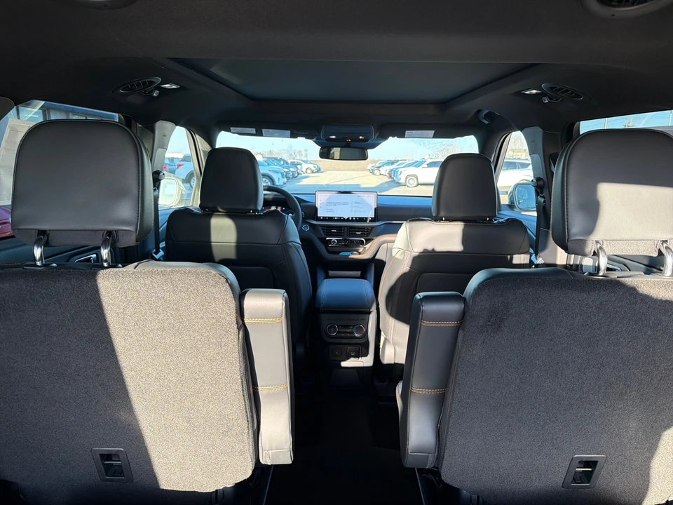 2026 Ford Explorer 6th Gen - Image 10 of 15