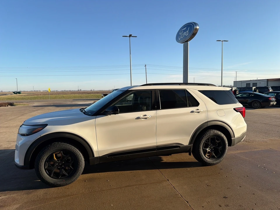 2026 Ford Explorer 6th Gen - Image 6 of 15
