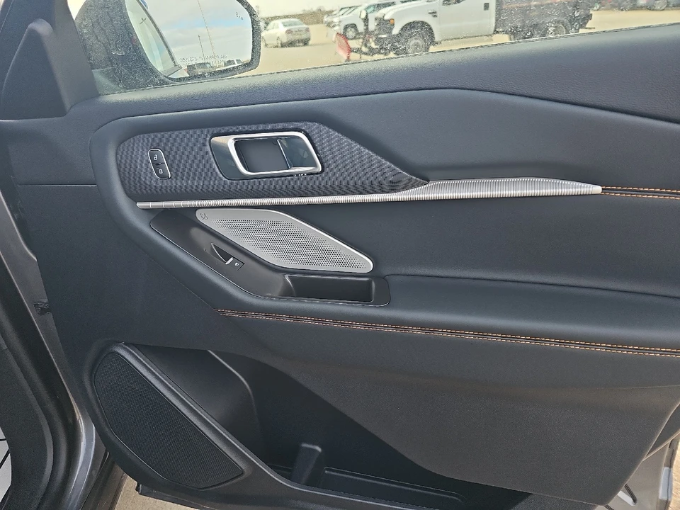2026 Ford Explorer 6th Gen - Image 6 of 21