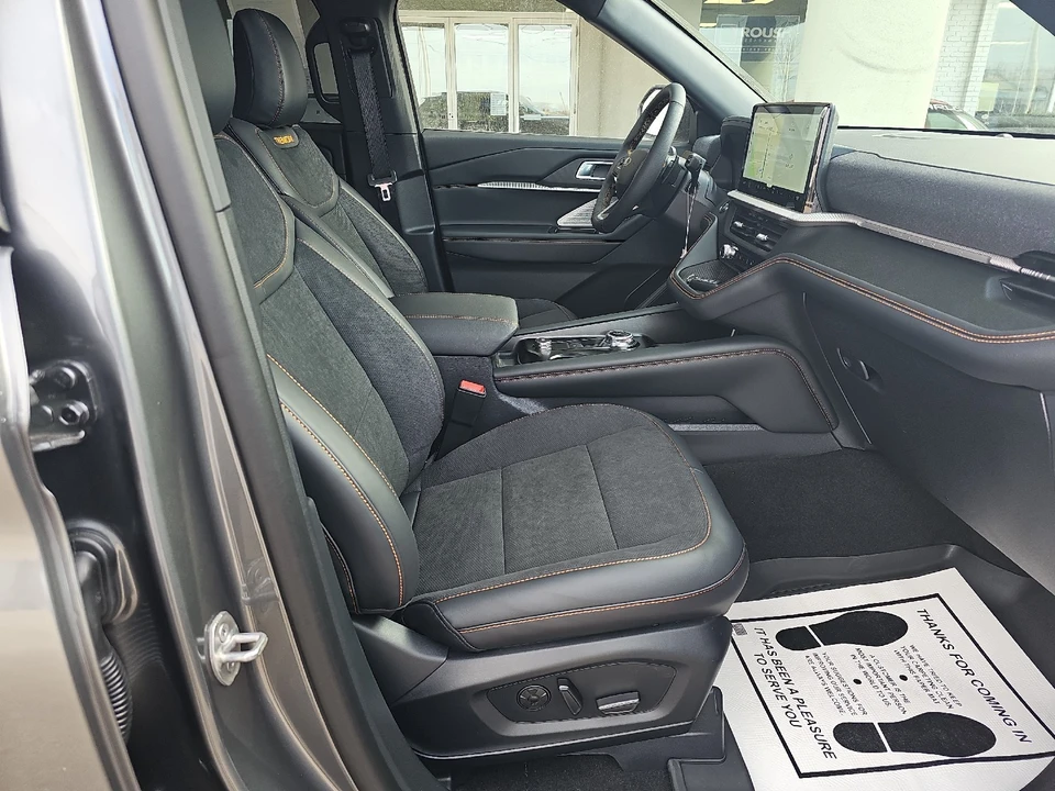 2026 Ford Explorer 6th Gen - Image 5 of 21