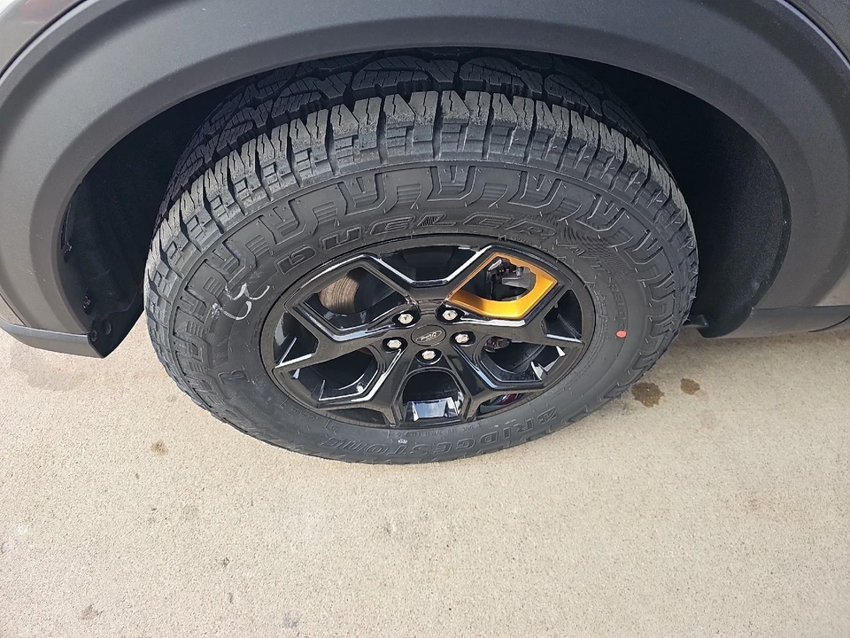 2026 Ford Explorer 6th Gen - Image 15 of 21