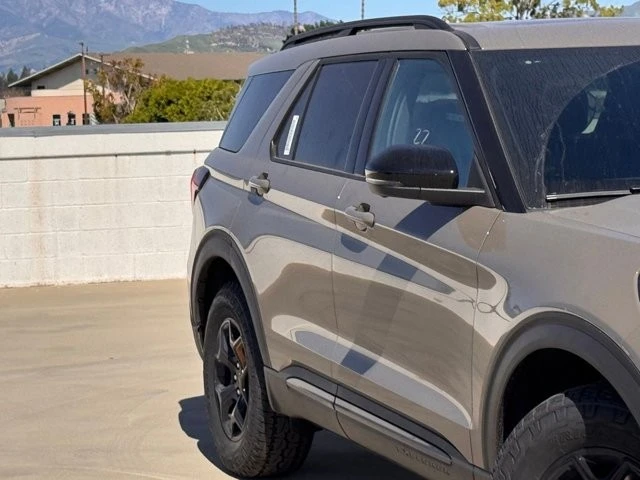 2026 Ford Explorer 6th Gen - Image 5 of 12