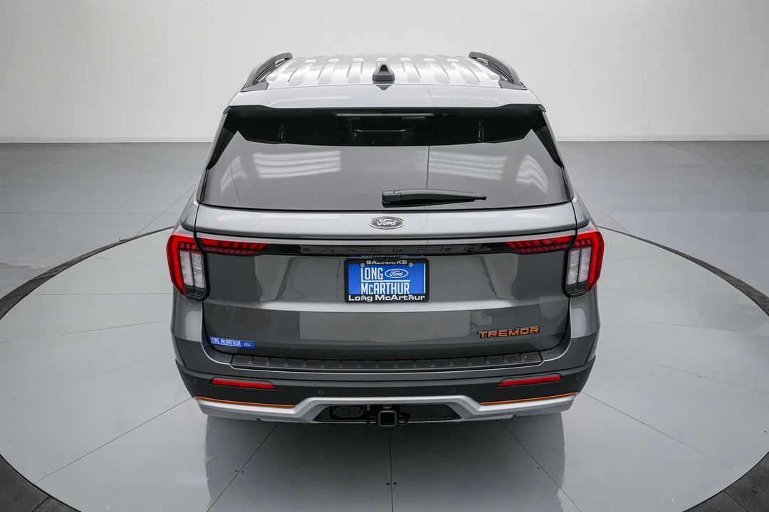 2026 Ford Explorer 6th Gen - Image 6 of 21