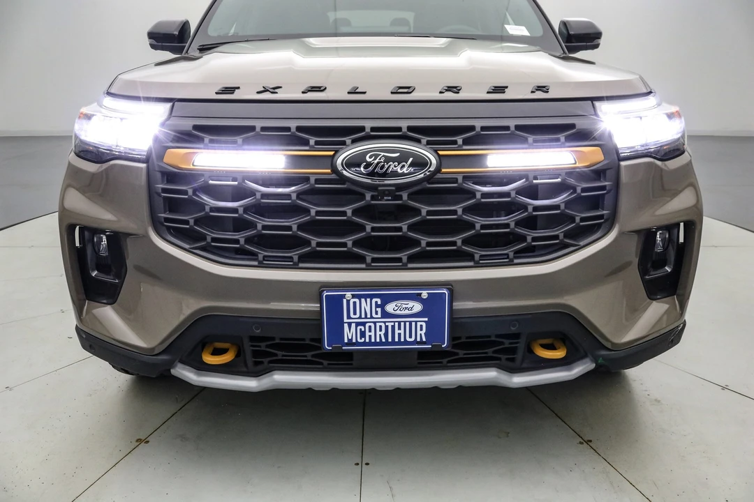 2026 Ford Explorer 6th Gen - Image 21 of 21