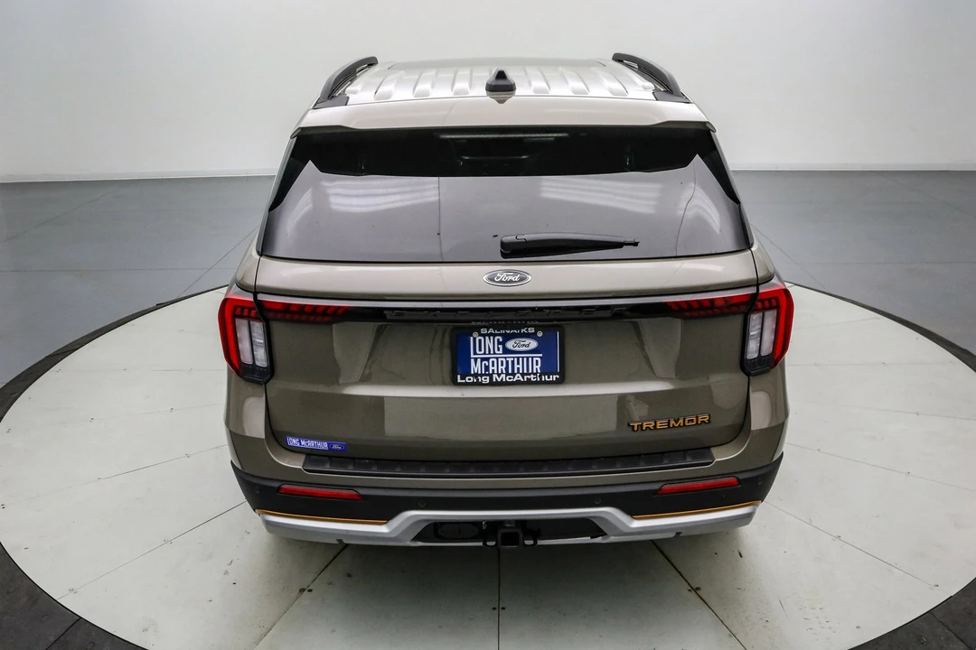 2026 Ford Explorer 6th Gen - Image 6 of 21