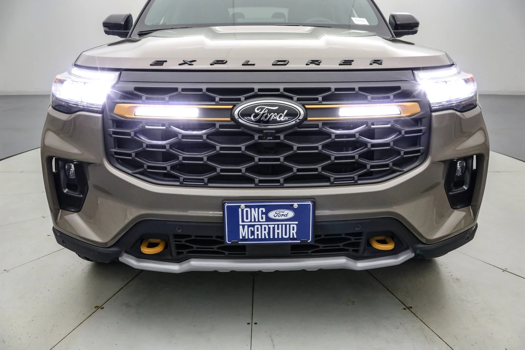 2026 Ford Explorer 6th Gen - Image 21 of 21