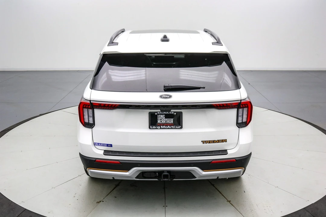 2026 Ford Explorer 6th Gen - Image 6 of 21