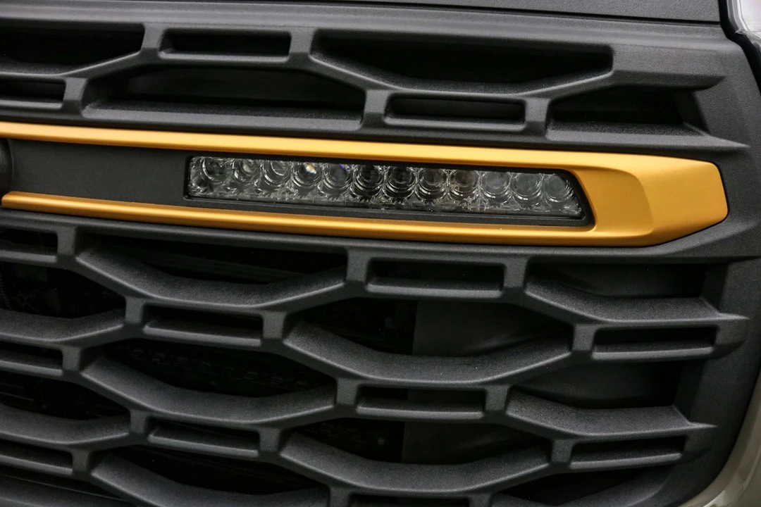2026 Ford Explorer 6th Gen - Image 15 of 21