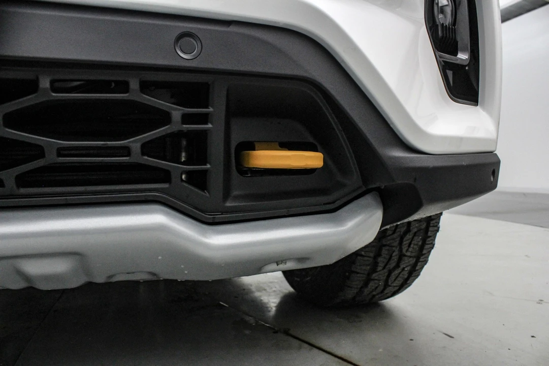 2026 Ford Explorer 6th Gen - Image 15 of 21