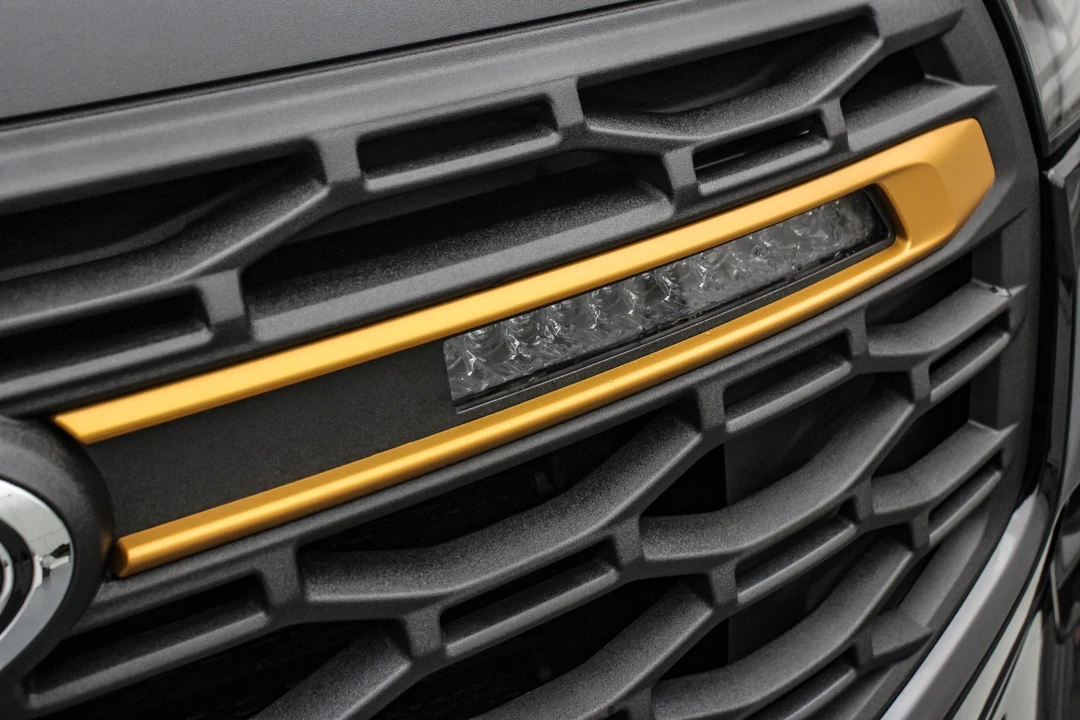 2026 Ford Explorer 6th Gen - Image 15 of 21
