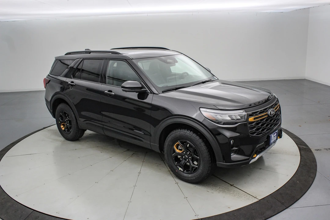 2026 Ford Explorer 6th Gen - Image 2 of 21
