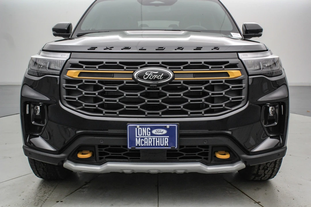 2026 Ford Explorer 6th Gen - Image 12 of 21