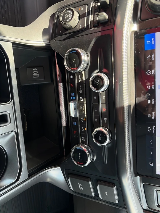 2026 Ford F-150 14th Gen - Image 17 of 27