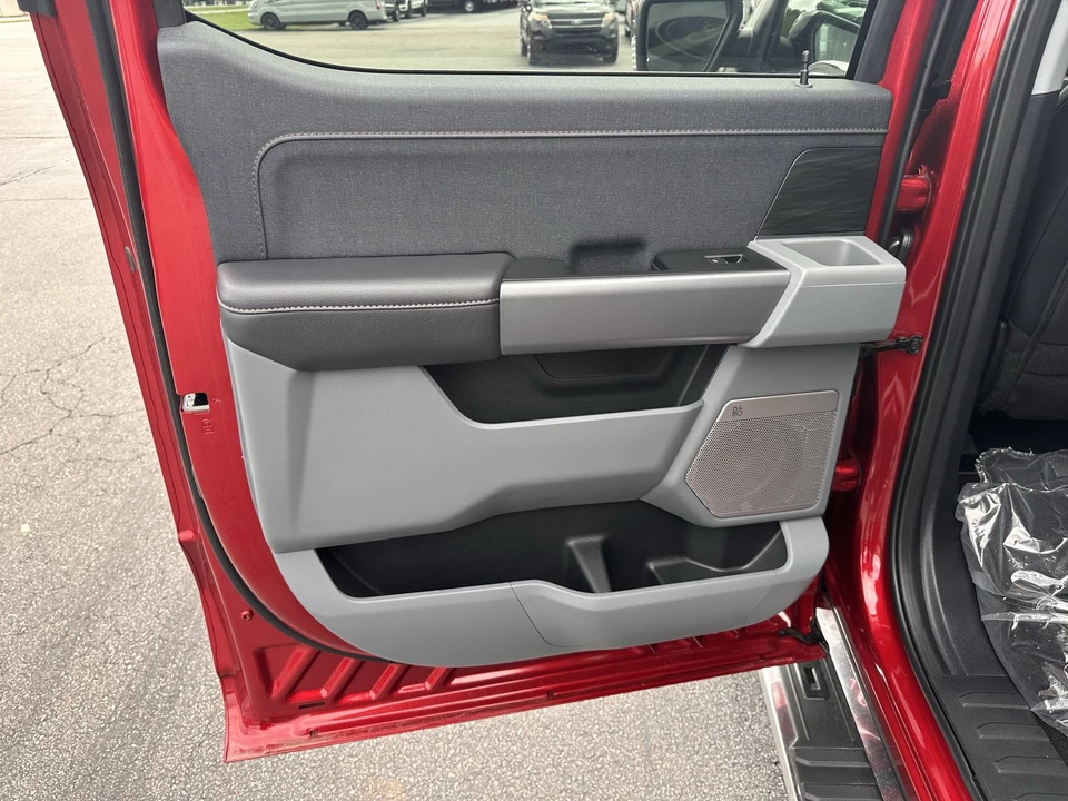 2026 Ford F-150 14th Gen - Image 12 of 31