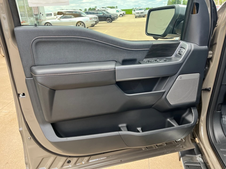 2026 Ford F-150 14th Gen - Image 13 of 20