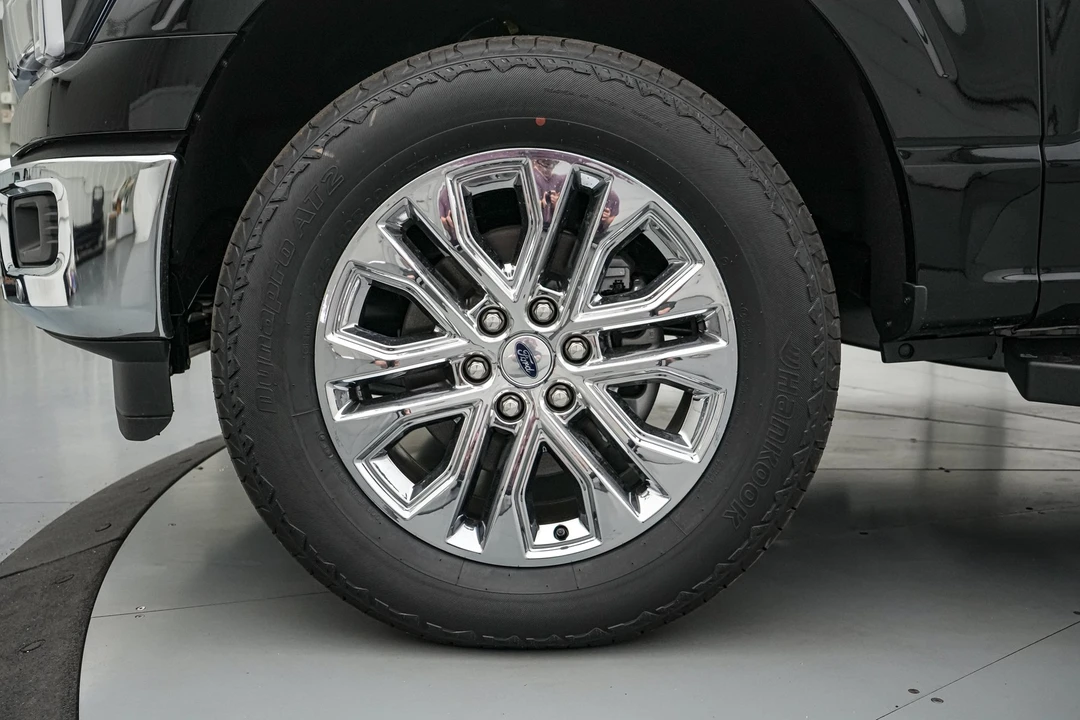 2026 Ford F-150 14th Gen - Image 12 of 25