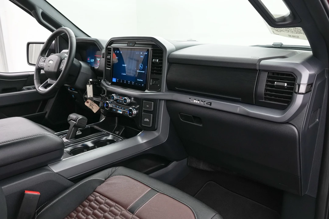 2026 Ford F-150 14th Gen - Image 26 of 31