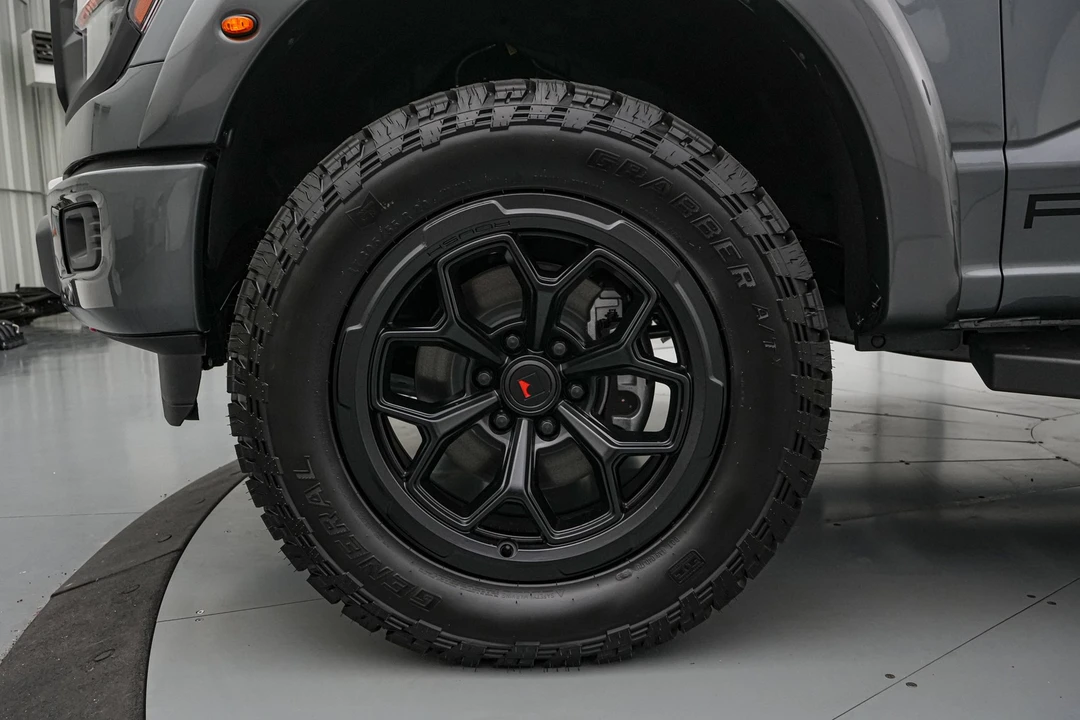 2026 Ford F-150 14th Gen - Image 13 of 31