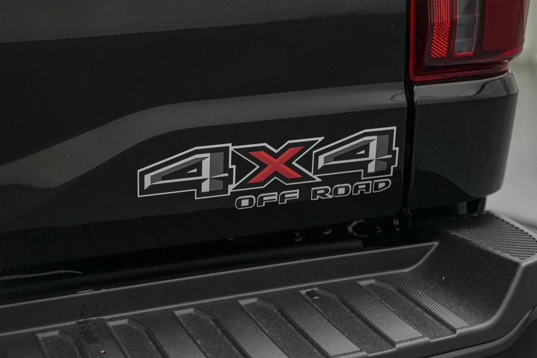 2026 Ford F-150 14th Gen - Image 19 of 31