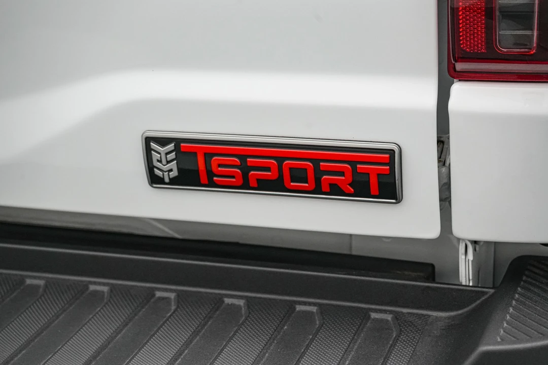 2026 Ford F-150 14th Gen - Image 24 of 31