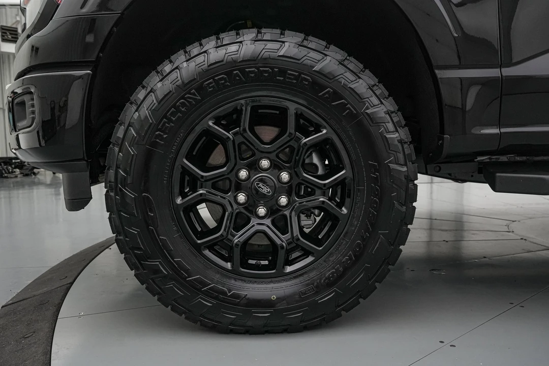2026 Ford F-150 14th Gen - Image 13 of 31