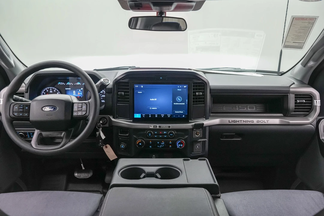 2026 Ford F-150 Lightning 14th Gen - Image 27 of 31