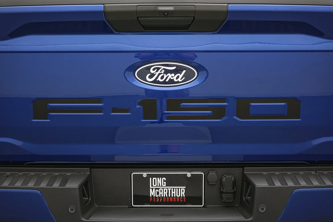 2026 Ford F-150 Lightning 14th Gen - Image 22 of 31