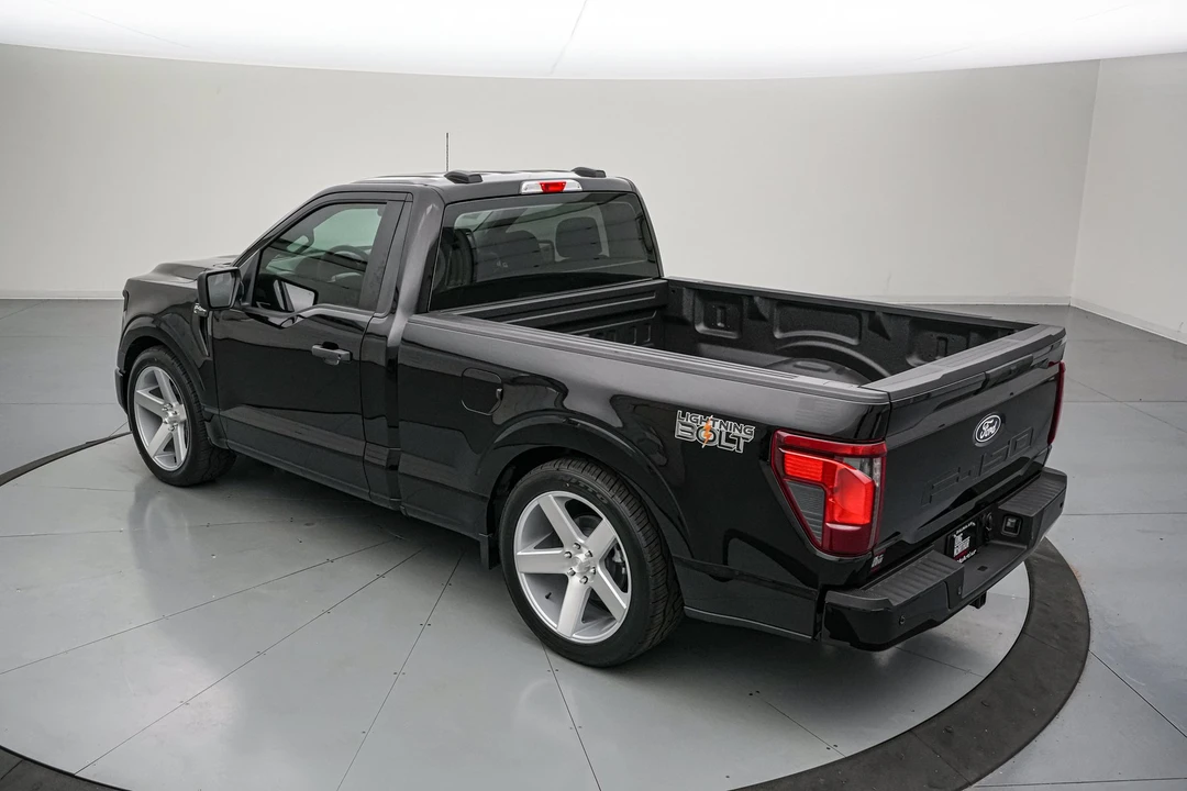 2026 Ford F-150 Lightning 14th Gen - Image 9 of 31