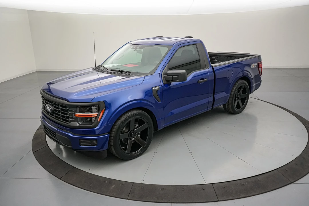 2026 Ford F-150 Lightning 14th Gen - Image 11 of 31