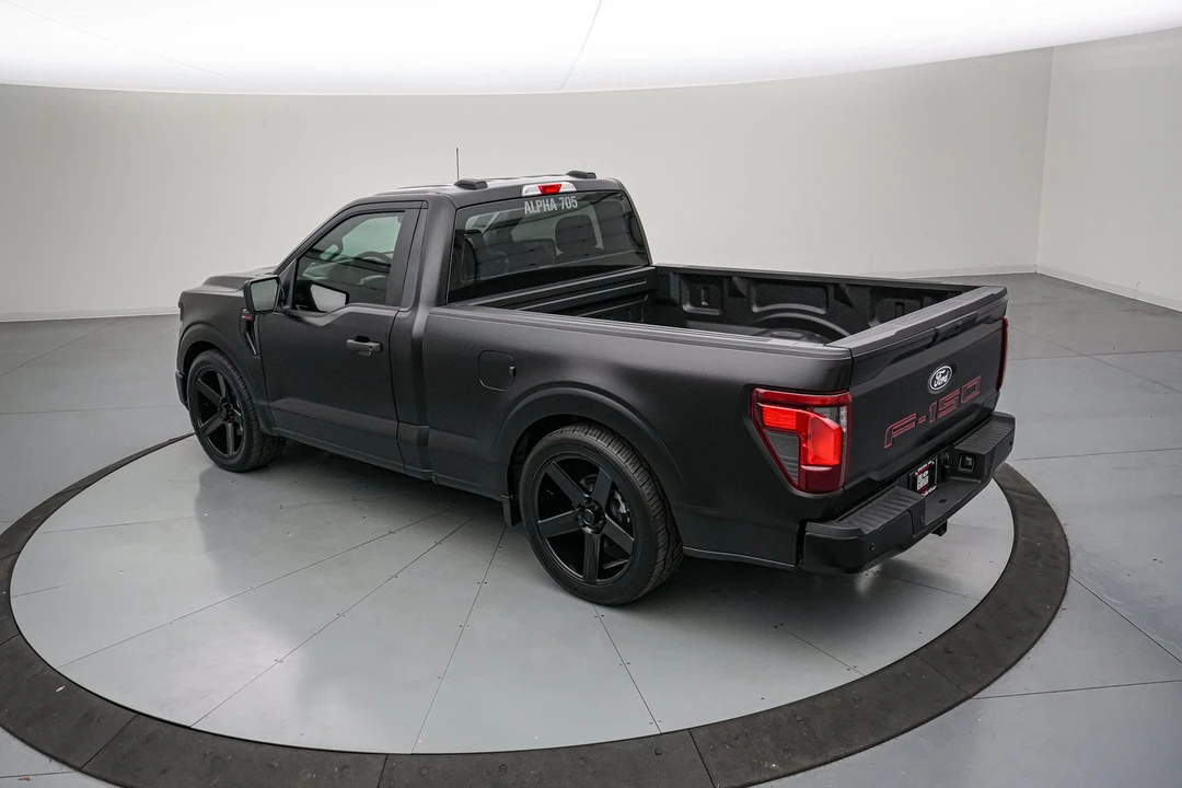 2026 Ford F-150 Lightning 14th Gen - Image 9 of 31