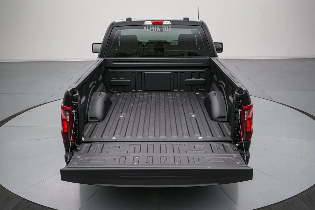 2026 Ford F-150 Lightning 14th Gen - Image 8 of 31