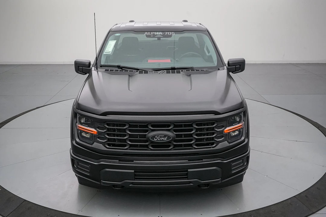 2026 Ford F-150 Lightning 14th Gen - Image 12 of 31