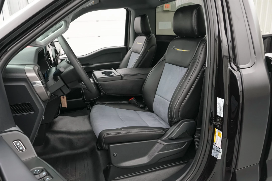 2026 Ford F-150 Lightning 14th Gen - Image 27 of 31
