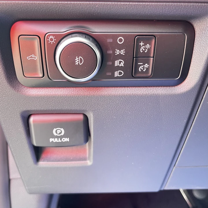 2026 Ford F-150 14th Gen - Image 19 of 28